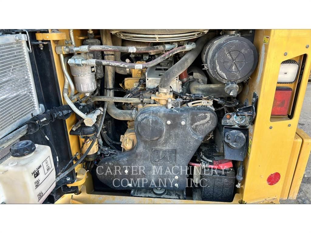 CAT 299D3 Liukuohjatut kuormaajat