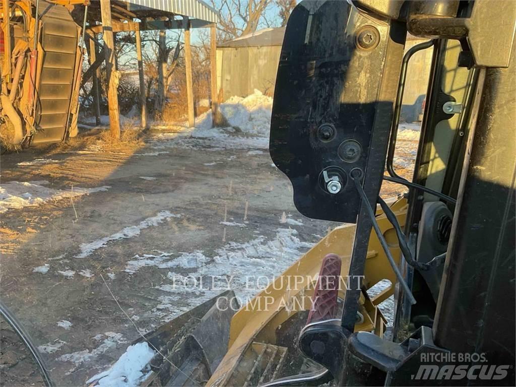 CAT 299D3 Telakuormaajat