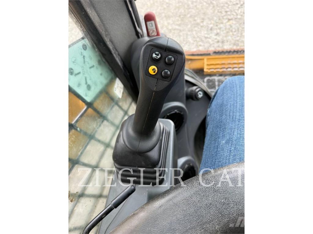 CAT 299D3 Telakuormaajat