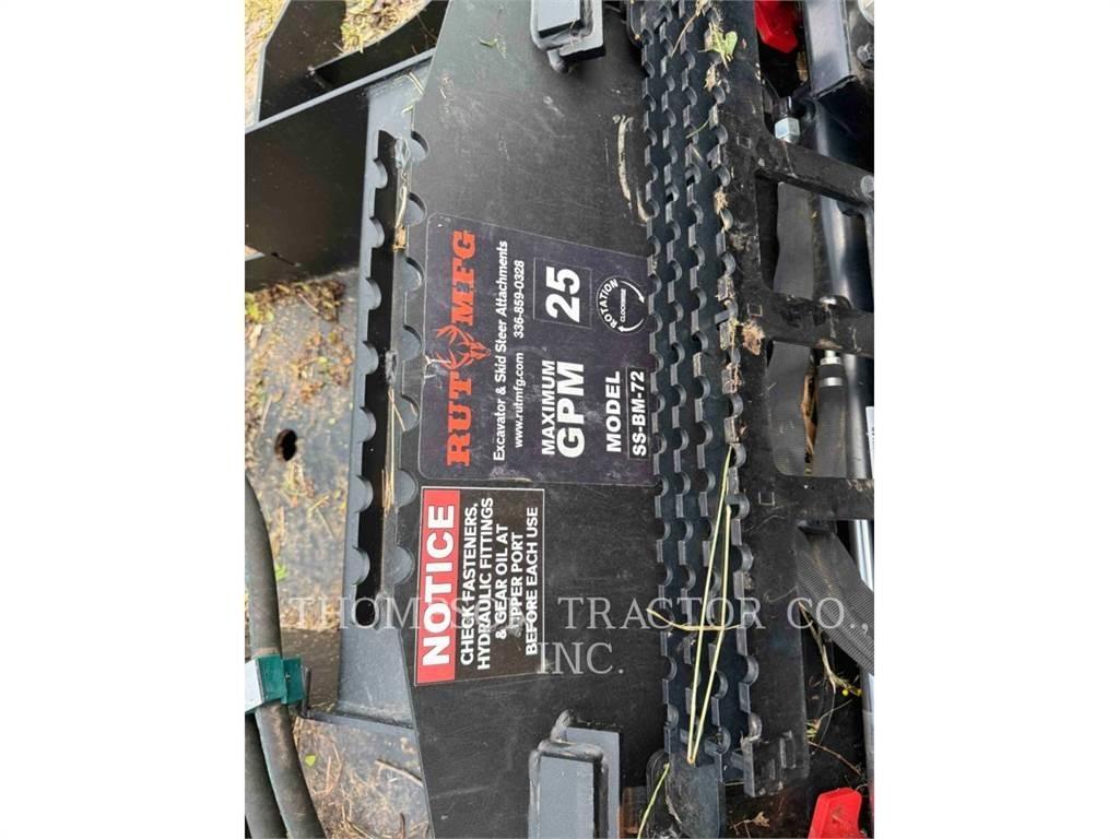 CAT 299D3 Telakuormaajat