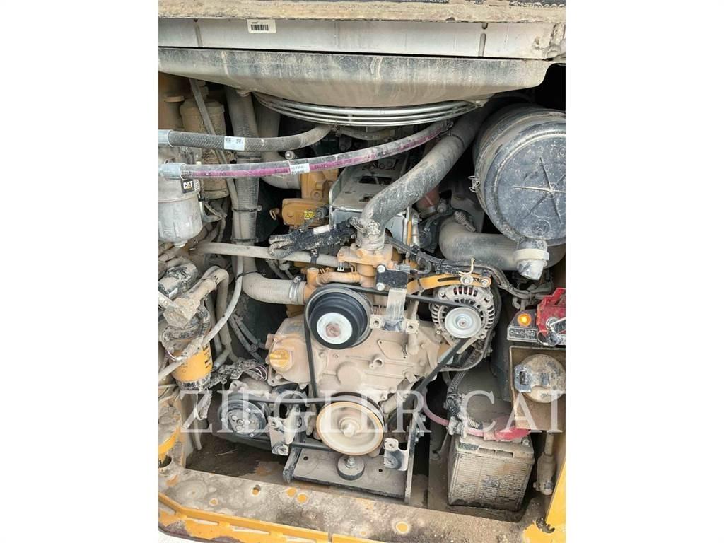 CAT 299D3 Telakuormaajat