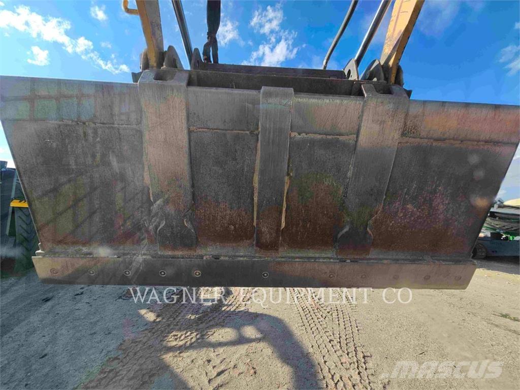 CAT 299D3 Telakuormaajat