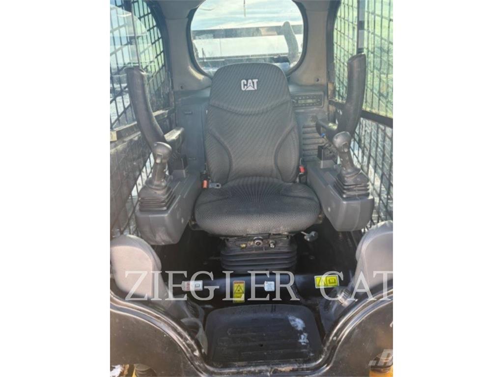 CAT 299D3 Telakuormaajat