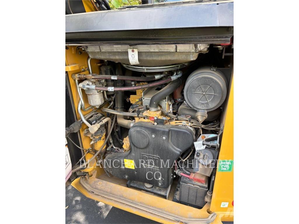 CAT 299D3 Telakuormaajat