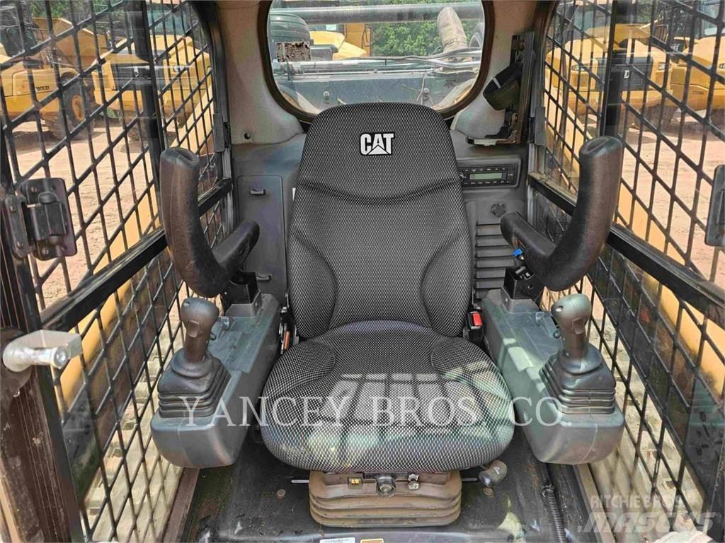 CAT 299D3 XE Liukuohjatut kuormaajat