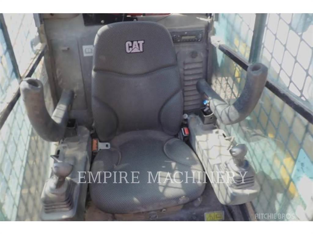 CAT 299D3 XECA Liukuohjatut kuormaajat