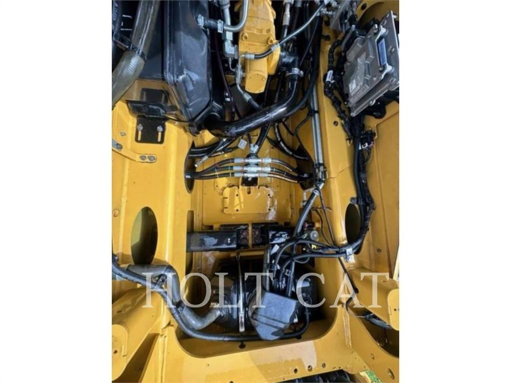 CAT 299D3 XPS Telakuormaajat