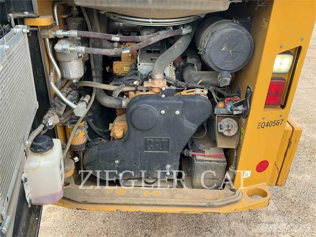 CAT 299D3XE Telakuormaajat