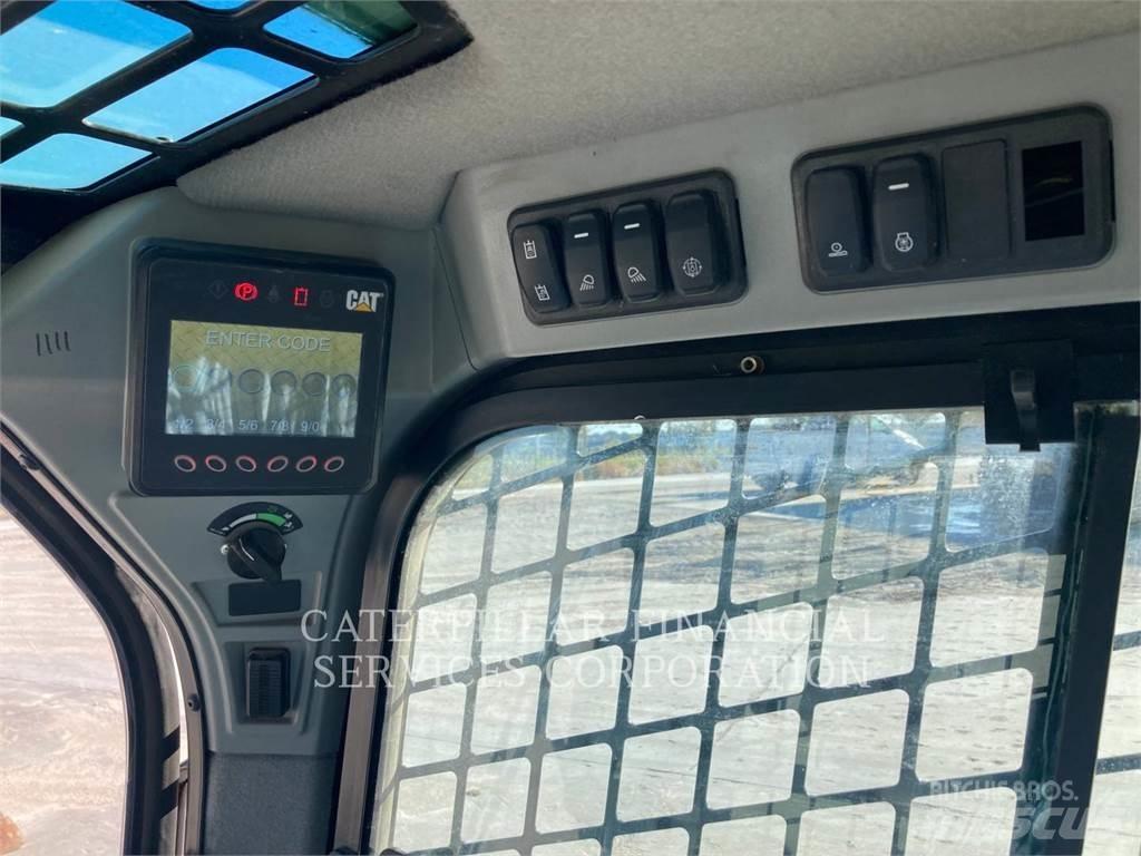 CAT 299D3XE Telakuormaajat