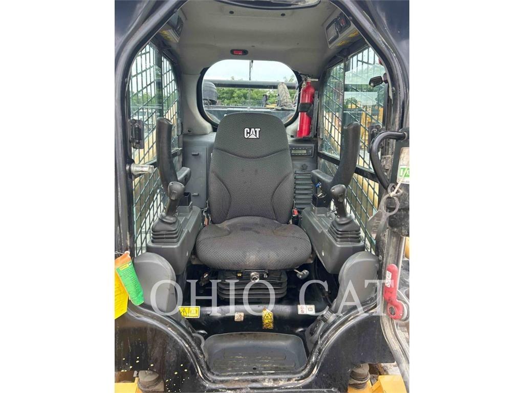 CAT 299D3XE Liukuohjatut kuormaajat