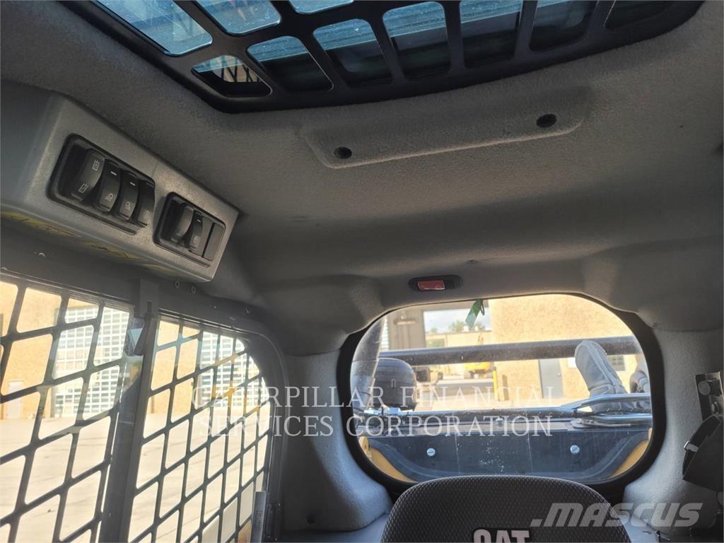 CAT 299D3XE Telakuormaajat