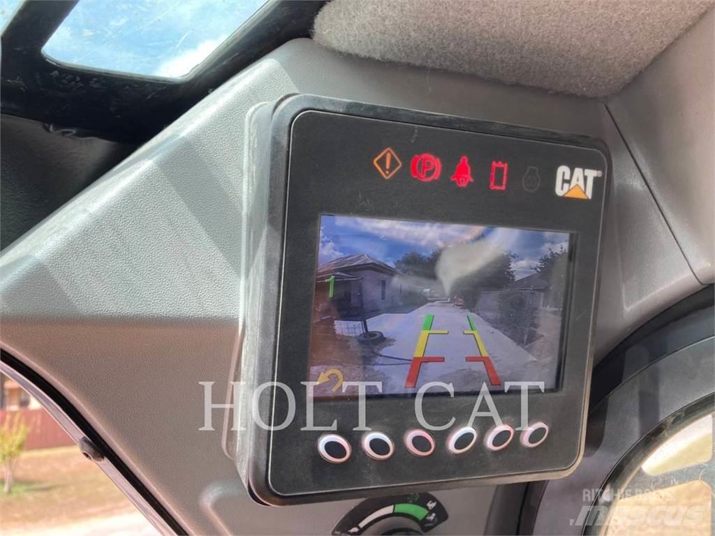 CAT 299D3XE Telakuormaajat