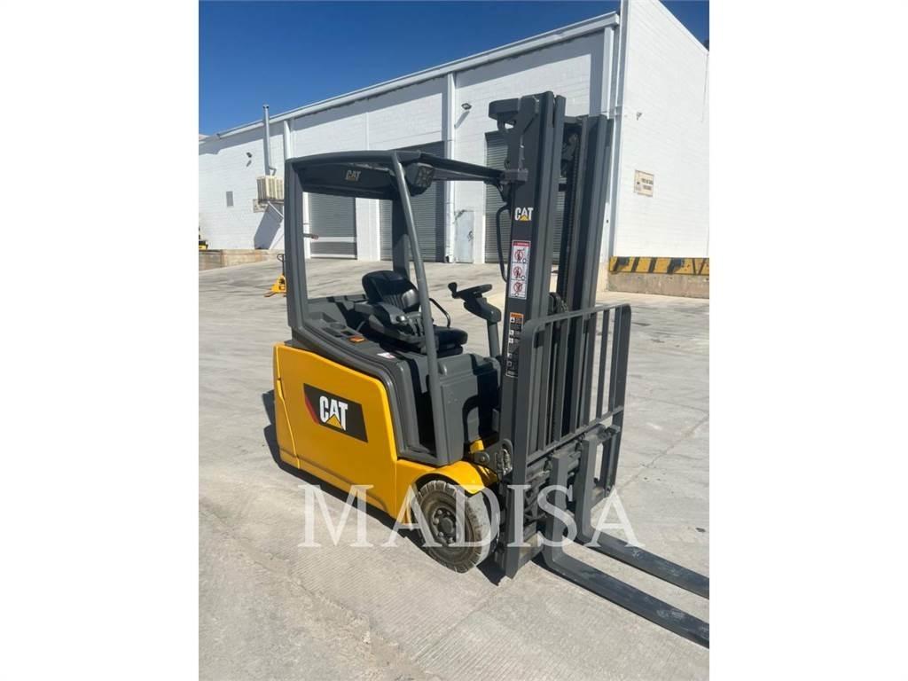 CAT 2ET3000 Muut haarukkatrukit