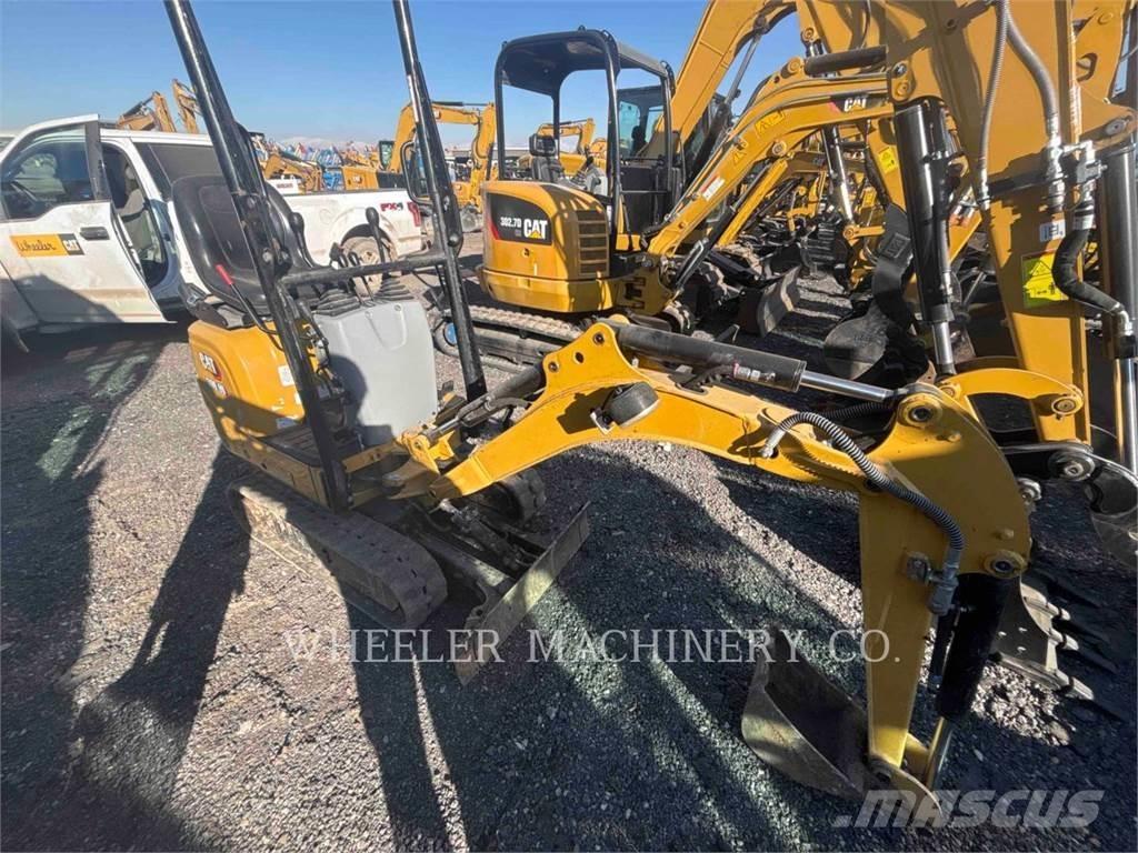 CAT 300.9D Telakaivukoneet