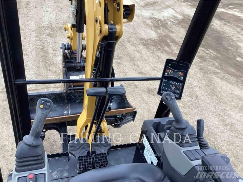 CAT 301.5-05 Telakaivukoneet