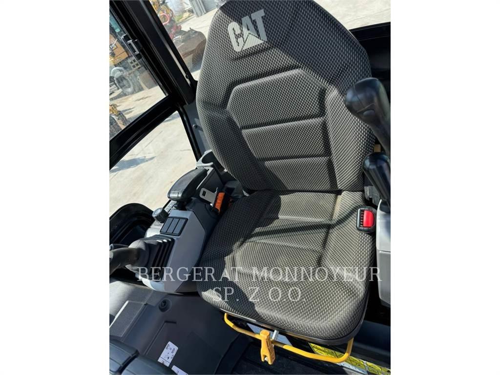 CAT 301.6 Telakaivukoneet