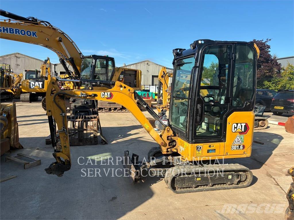 CAT 301.6 Telakaivukoneet
