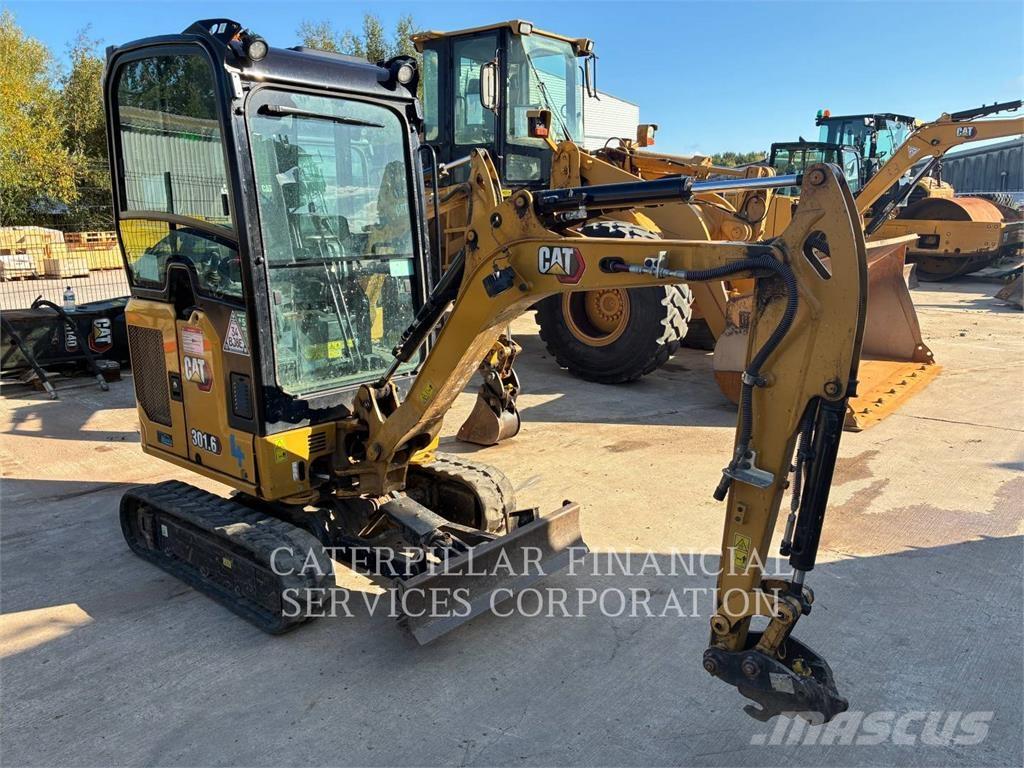 CAT 301.6 Telakaivukoneet