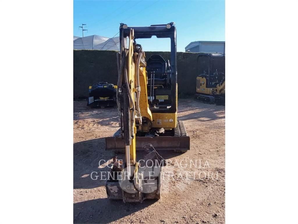 CAT 301.7 Telakaivukoneet