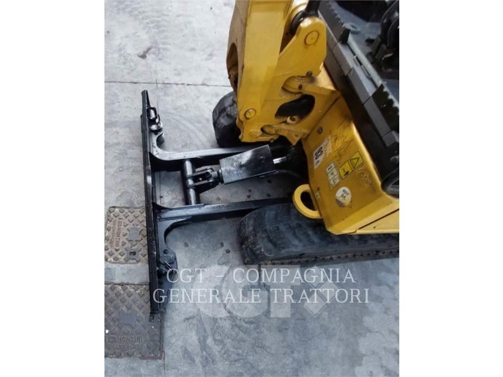 CAT 301.7 Telakaivukoneet