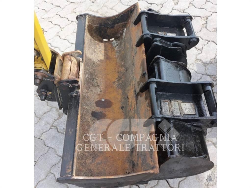 CAT 301.7 Telakaivukoneet