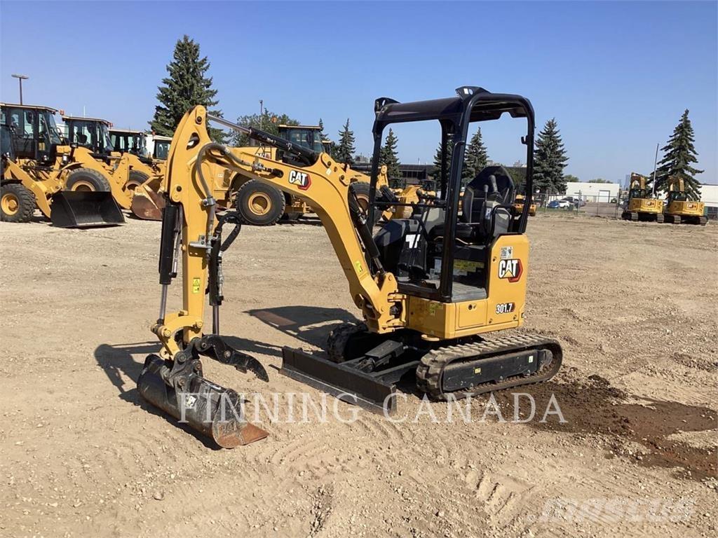 CAT 301.7 Telakaivukoneet