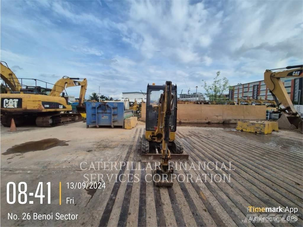 CAT 301.7-05CR Telakaivukoneet