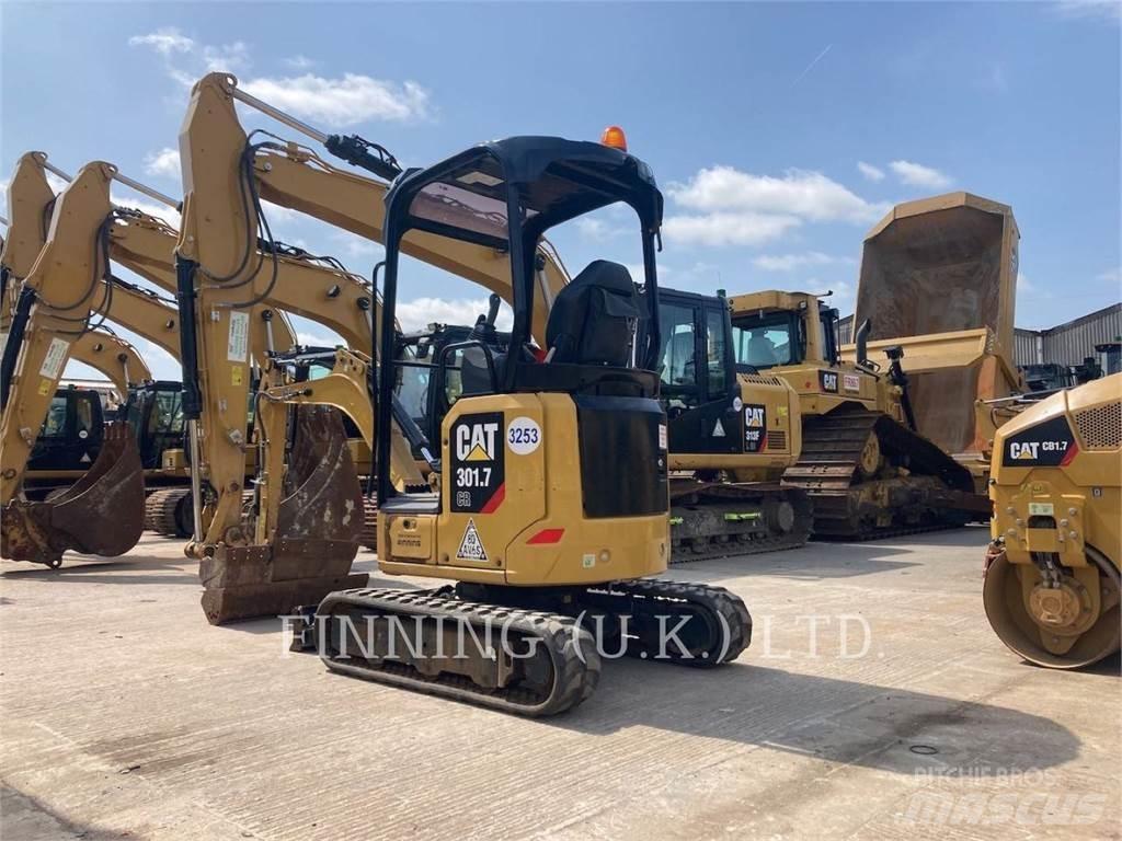CAT 301.705 Telakaivukoneet