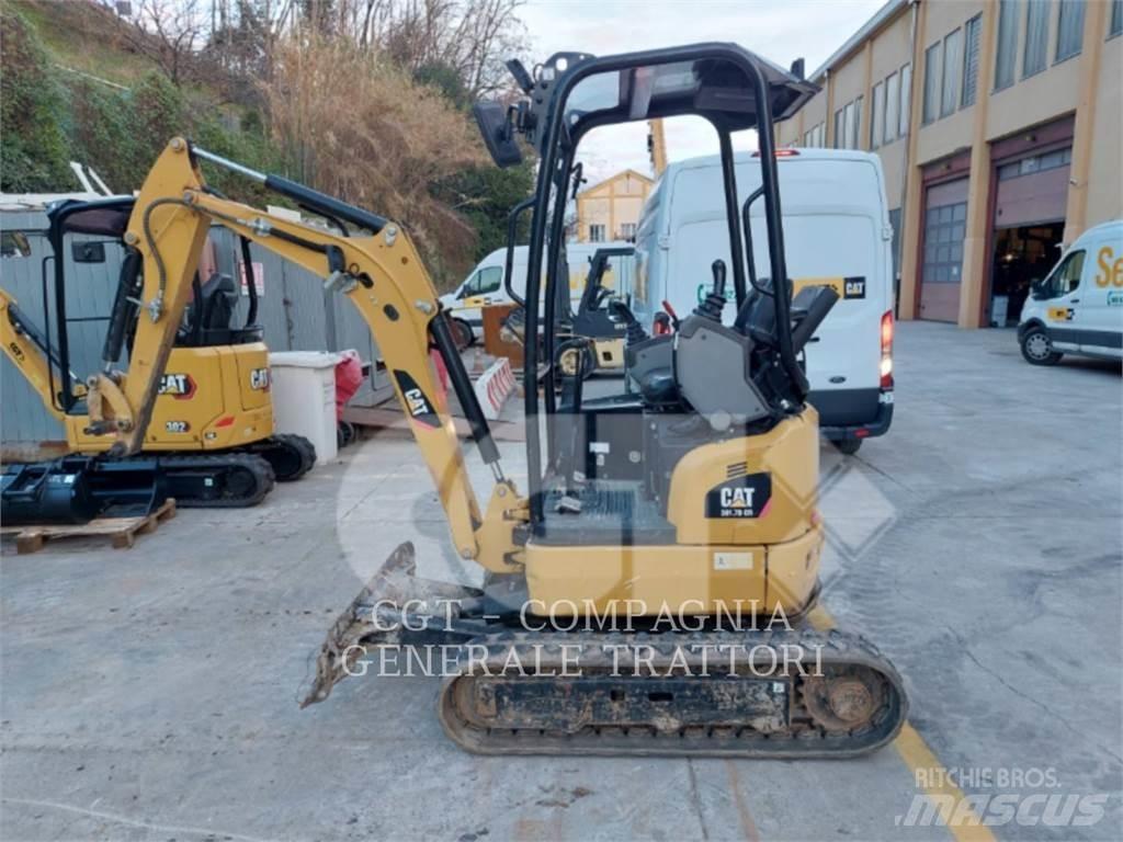 CAT 301.7D Telakaivukoneet