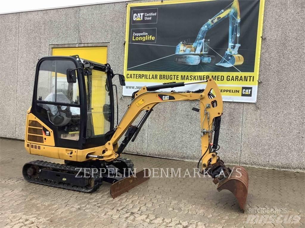 CAT 301.7D Telakaivukoneet