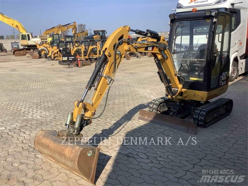 CAT 301.7D Telakaivukoneet