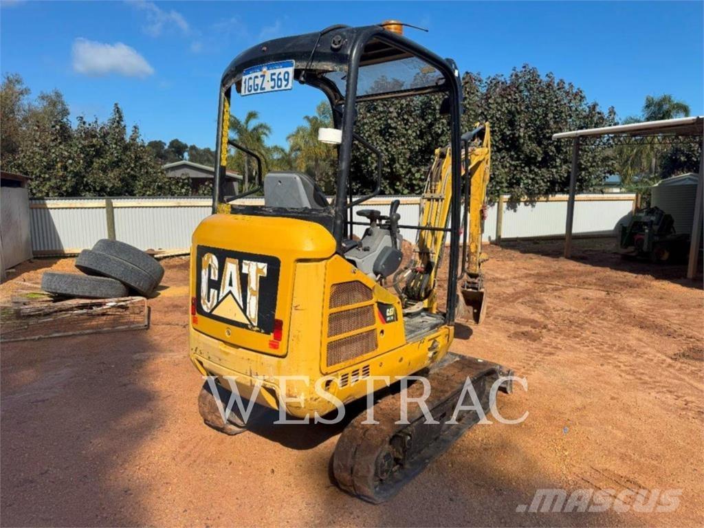 CAT 301.7D Telakaivukoneet