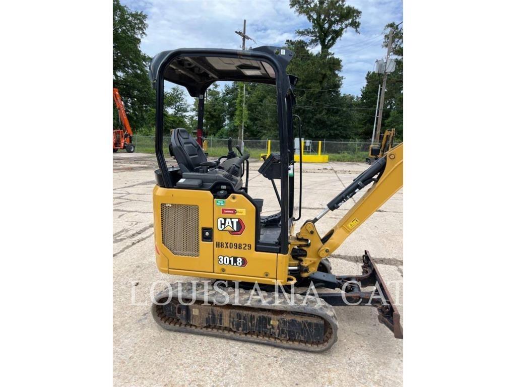 CAT 301.8 Minikaivukoneet < 7t