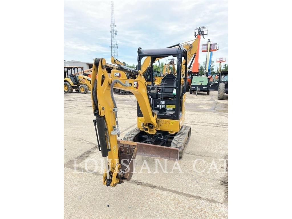 CAT 301.8 Minikaivukoneet < 7t