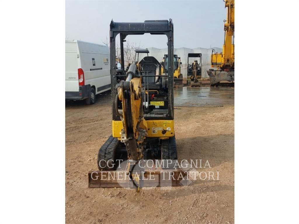 CAT 301.8 Telakaivukoneet