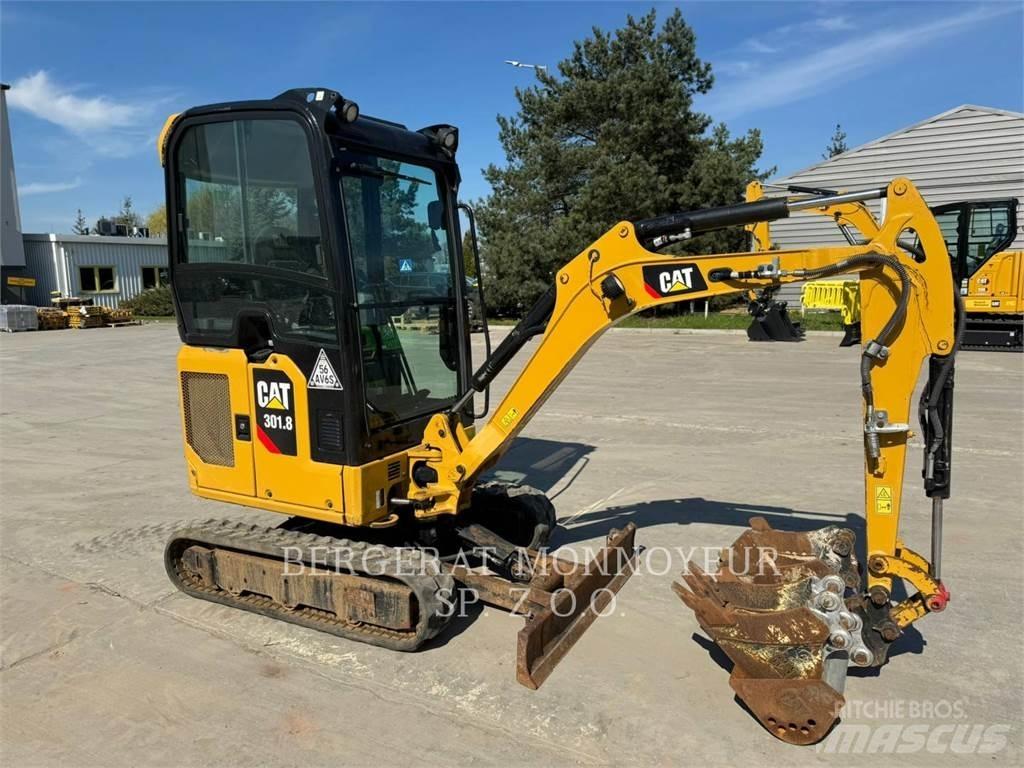 CAT 301.8 Telakaivukoneet