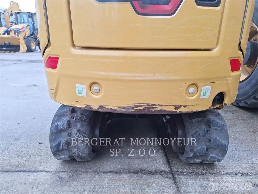 CAT 301.8 Telakaivukoneet