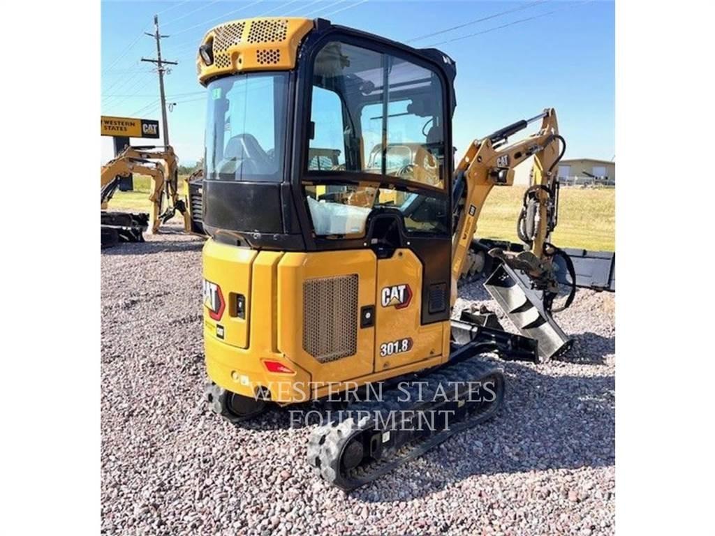 CAT 301.8 Telakaivukoneet