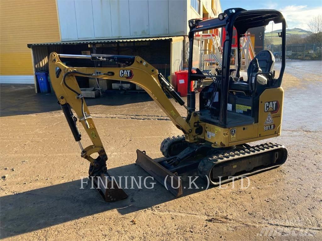 CAT 301.8 Telakaivukoneet