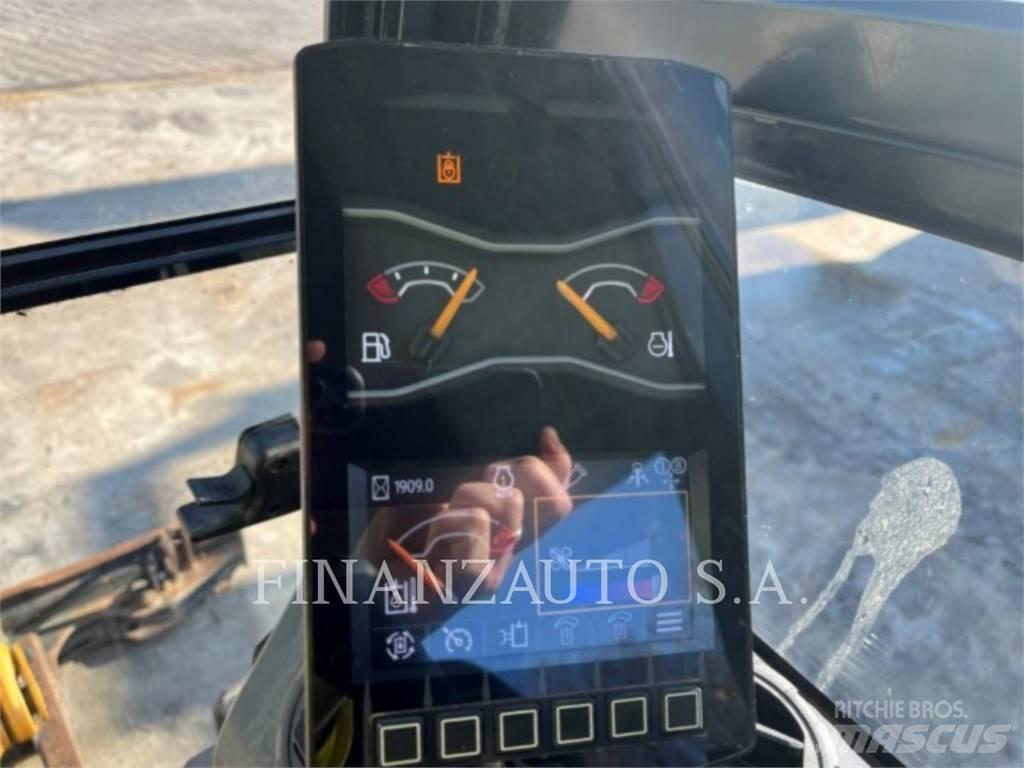 CAT 301.8 Telakaivukoneet