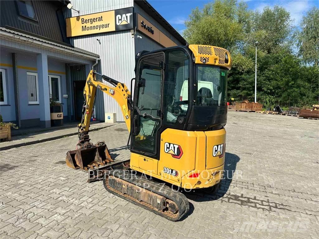 CAT 301.8 Telakaivukoneet