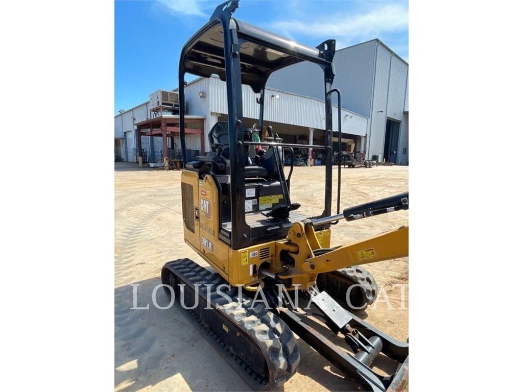 CAT 301.8 Minikaivukoneet < 7t