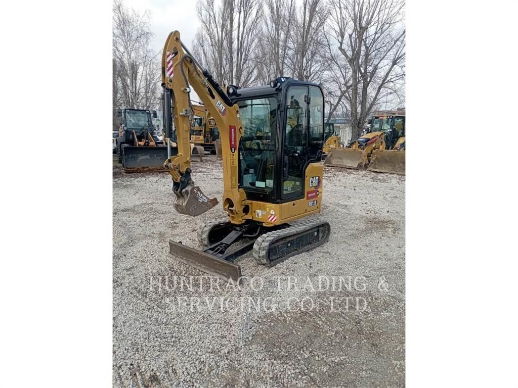 CAT 301.8-05 Telakaivukoneet