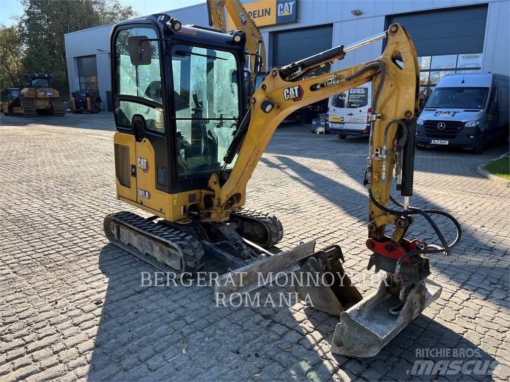 CAT 301.8-05 Telakaivukoneet