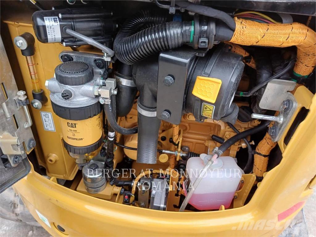 CAT 301.8-05 Telakaivukoneet