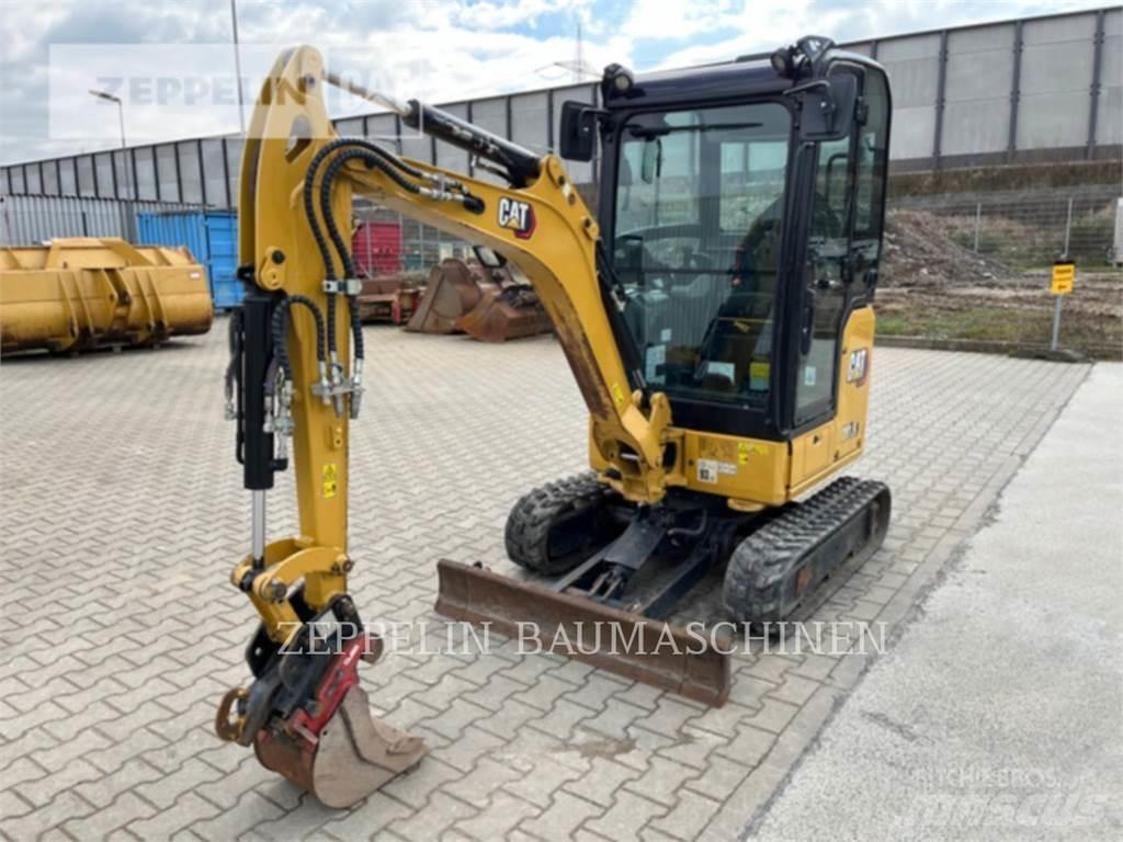 CAT 301.8-05A Telakaivukoneet