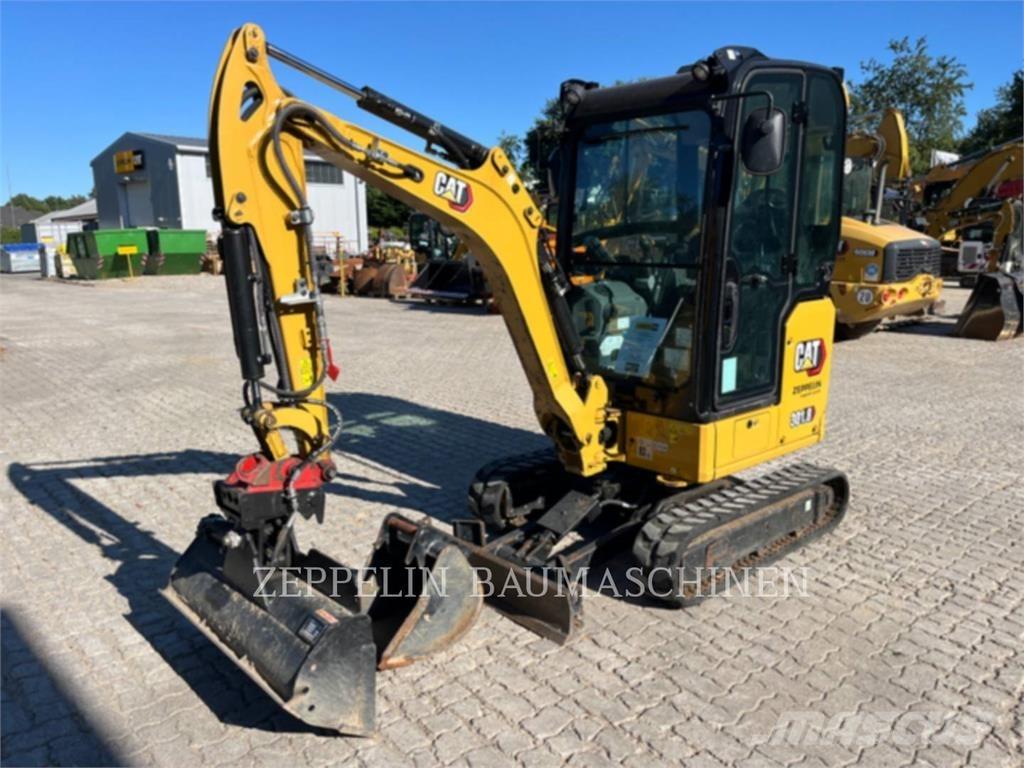 CAT 301.8-05A Telakaivukoneet
