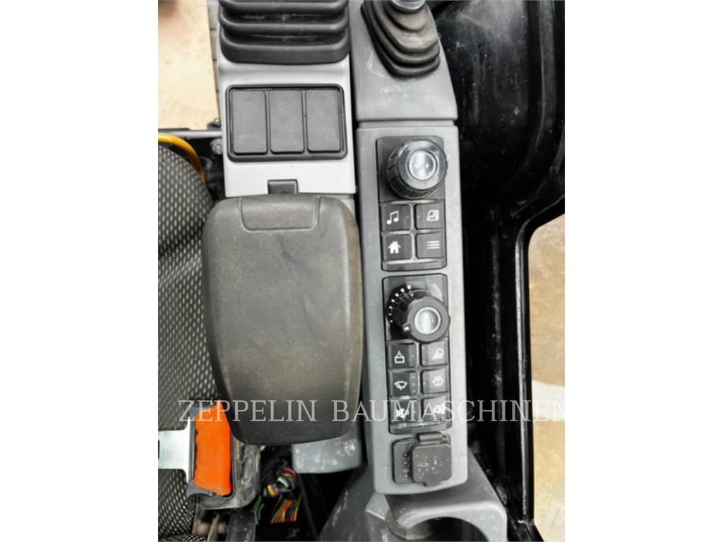 CAT 301.8-05A Telakaivukoneet