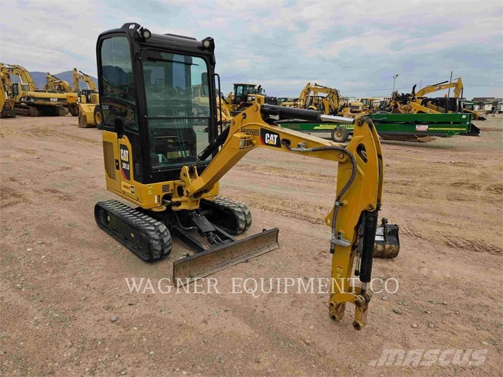 CAT 301.805 Telakaivukoneet