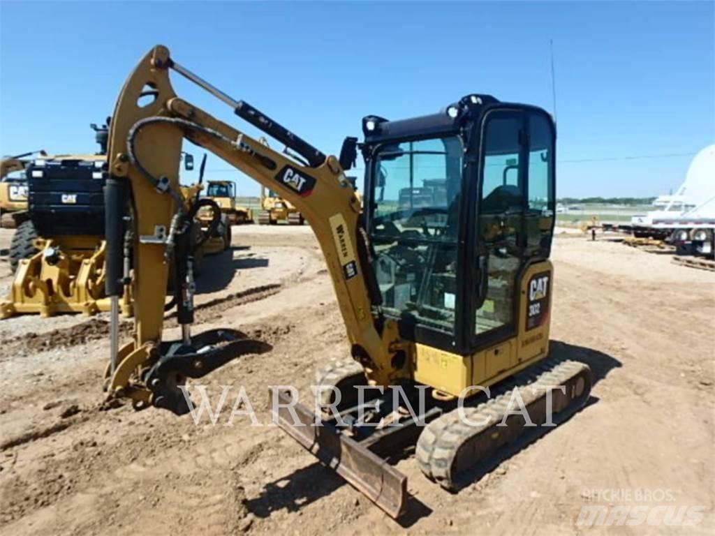 CAT 302 Telakaivukoneet